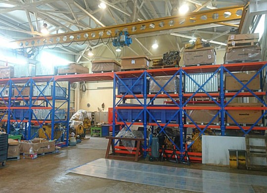 Стеллажи с выдвижными полками